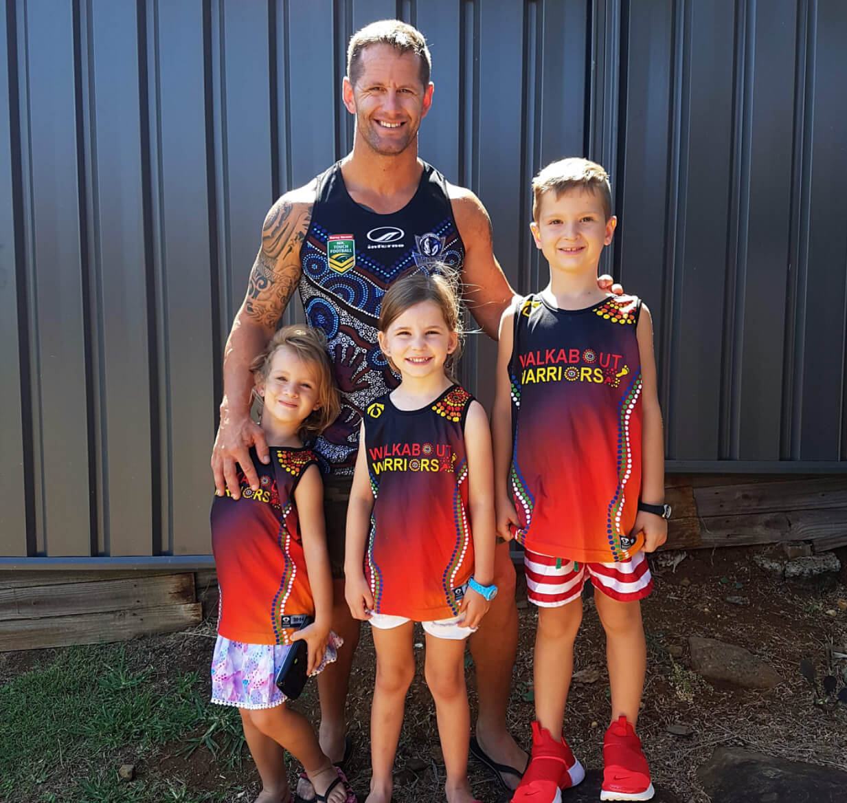 Daniel Evans with young Walkabout Warriors participants
